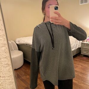 Cable & Gauge Black and White Striped hoodie